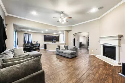 4406 Clara Rose Lane, Katy, TX 77449 - Photo 10