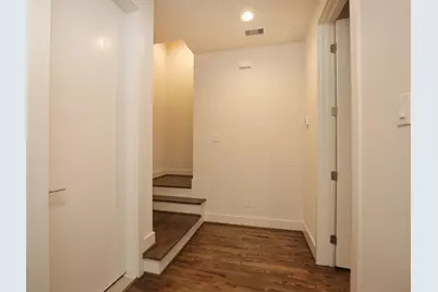 1537 W 24th Street #C, Houston, TX 77008 - Photo 4