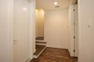 1537 W 24th St, Houston, TX 77008 - Photo 4