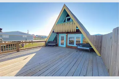 2814 Swan Court, Surfside Beach, TX 77541 - Photo 2