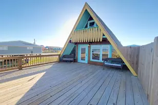 2814 Swan Ct, Surfside Beach, TX 77541 - Photo 2