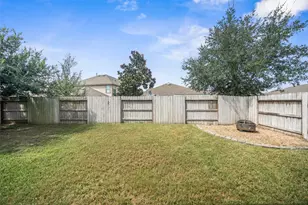 1118 Upton Ct, Conroe, TX 77304 - Photo 4