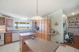 2124 Hackberry Rd, Holland, TX 76534 - Photo 10