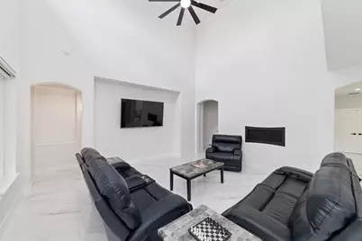 10910 Kirker Lane, Richmond, TX 77407 - Photo 14