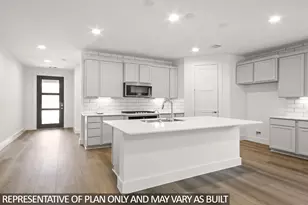 413 Summerset Landing Ct, Conroe, TX 77304 - Photo 2