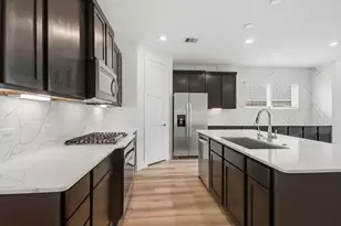 413 Summerset Landing Ct, Conroe, TX 77304 - Photo 8