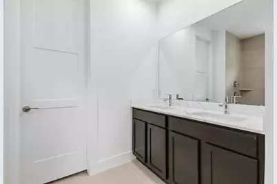 413 Summerset Landing Court, Conroe, TX 77304 - Photo 14
