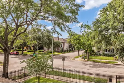 501 Avondale Street, Houston, TX 77006 - Photo 4