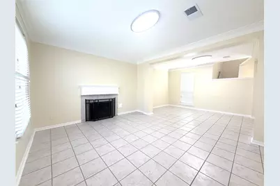12211 Meadow Crest Court, Meadows Place, TX 77477 - Photo 4