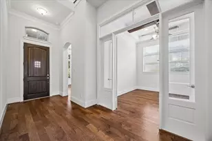 1607 Pinot Cir, Houston, TX 77055 - Photo 8