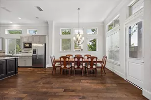 1607 Pinot Cir, Houston, TX 77055 - Photo 10