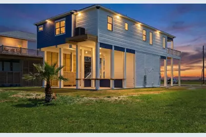 4411 Strand Avenue, Crystal Beach, TX 77650 - Photo 4