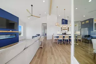 4411 Strand Ave, Crystal Beach, TX 77650 - Photo 10