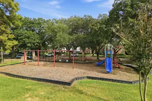 12973 Trail Hollow Dr, Houston, TX 77079 - Photo 24