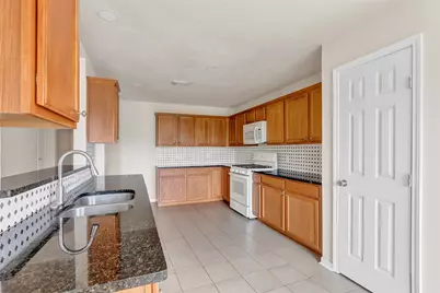6030 Sandy Creek Drive, Baytown, TX 77523 - Photo 18