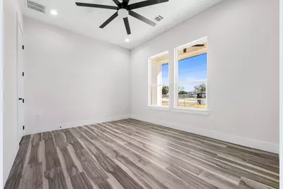 4221 Mallard Lane, Baytown, TX 77523 - Photo 34