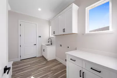 4221 Mallard Lane, Baytown, TX 77523 - Photo 32