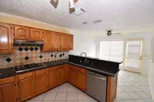 9007 Woodleigh, Houston, TX 77083 - Photo 4