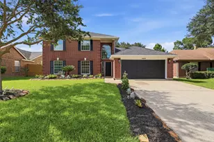 4823 Meadowglen Dr, Pearland, TX 77584 - Photo 1