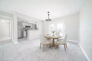 8100 Leonora St, Houston, TX 77061 - Photo 2