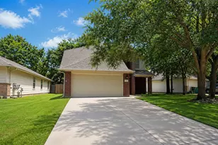 6 Thicket Grove Pl, The Woodlands, TX 77385 - Photo 4