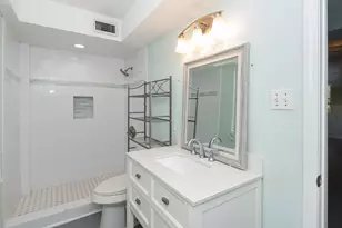 4509 Country Club Dr, Dickinson, TX 77539 - Photo 32