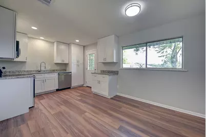 806 W Jefferson Street, Brenham, TX 77833 - Photo 6