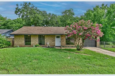 806 W Jefferson Street, Brenham, TX 77833 - Photo 2