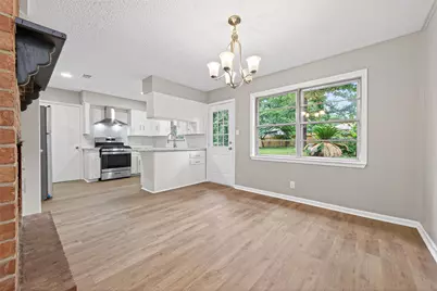 315 Hollywood Drive, Conroe, TX 77303 - Photo 8