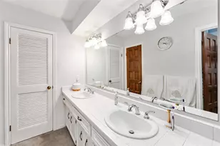 8111 Ivan Reid Dr, Houston, TX 77040 - Photo 20