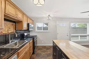 1529 Wirt Rd, Houston, TX 77055 - Photo 8