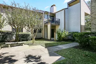 7065 N Holiday Dr, Galveston, TX 77550 - Photo 18