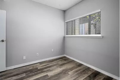 7065 N Holiday Drive, Galveston, TX 77550 - Photo 14