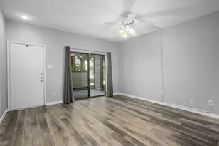 7065 N Holiday Dr, Galveston, TX 77550 - Photo 6
