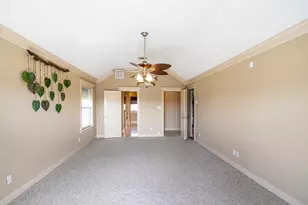 391 Ling St, Bayou Vista, TX 77563 - Photo 34