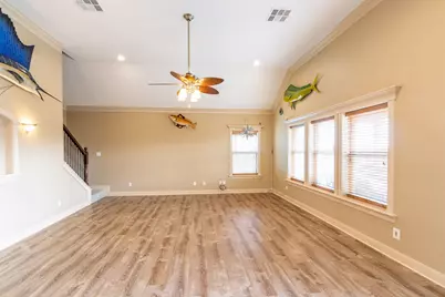 391 Ling Street, Bayou Vista, TX 77563 - Photo 20