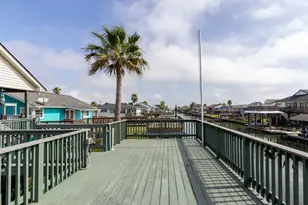 391 Ling St, Bayou Vista, TX 77563 - Photo 18