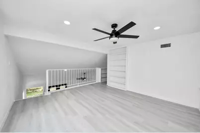 10410 Green Valley Lane, Houston, TX 77064 - Photo 24