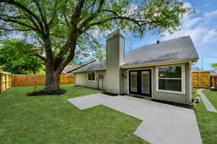 10410 Green Valley Ln, Houston, TX 77064 - Photo 4