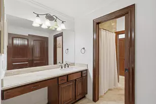 5330 Fayette St, Houston, TX 77056 - Photo 6