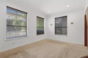5330 Fayette St, Houston, TX 77056 - Photo 6