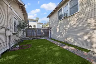 1103 W Cottage St, Houston, TX 77009 - Photo 16