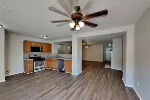 1207 Hannover Blvd, Rosenberg, TX 77471 - Photo 2