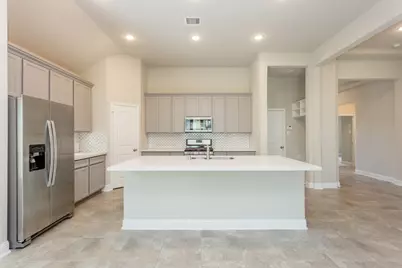 16 Florentino Vine Place, The Woodlands, TX 77354 - Photo 10