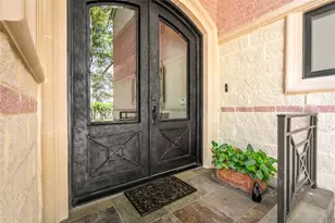 115 Glynn Way, Houston, TX 77056 - Photo 2