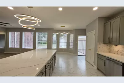 5818 Wilkins Lane, Sugar Land, TX 77479 - Photo 14