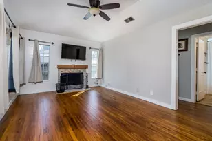 306 Baker Dr, Tomball, TX 77375 - Photo 6