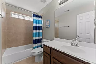 18335 E Laura Shore Dr, Cypress, TX 77433 - Photo 40