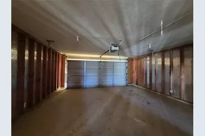 904 Cherry Hills Dr, Huntsville, TX 77340 - Photo 12