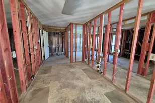 904 Cherry Hills Dr, Huntsville, TX 77340 - Photo 8